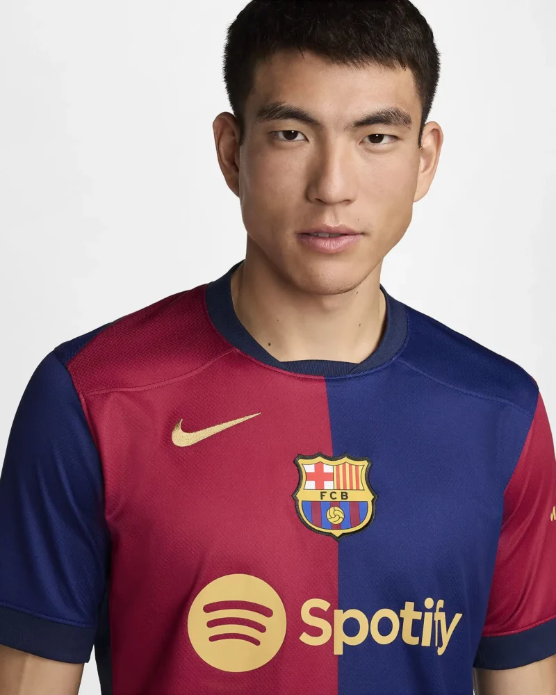 FC Barcelona 2024 25 Home FAN Version Fitlander (1)