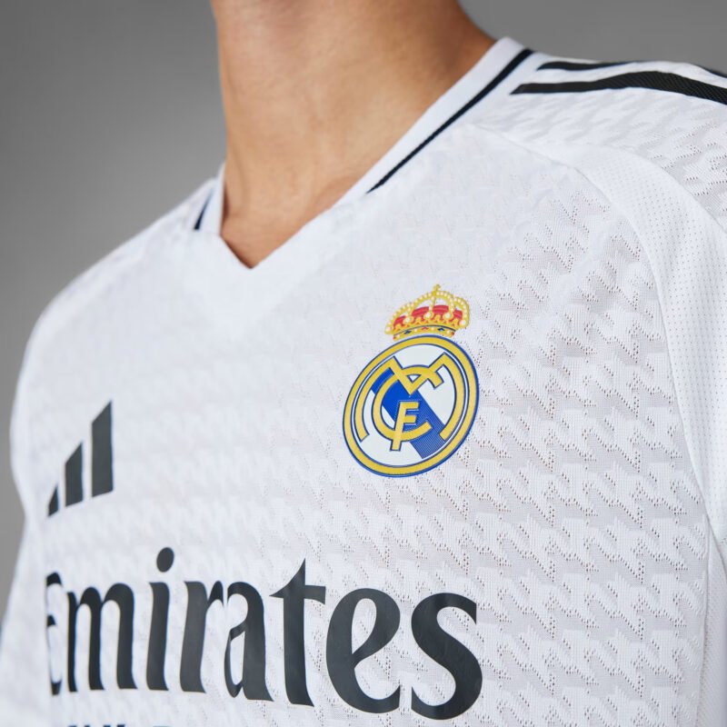 Real Madrid 2024 25 Home Player Version 3