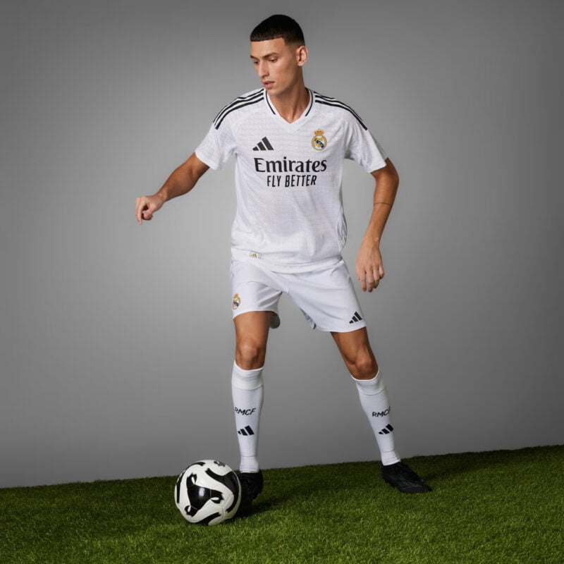 Real Madrid 2024 25 Home Player Version 9